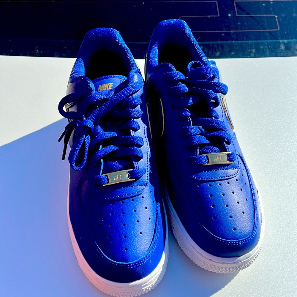 Women’s Nike blue and gold Air force 1